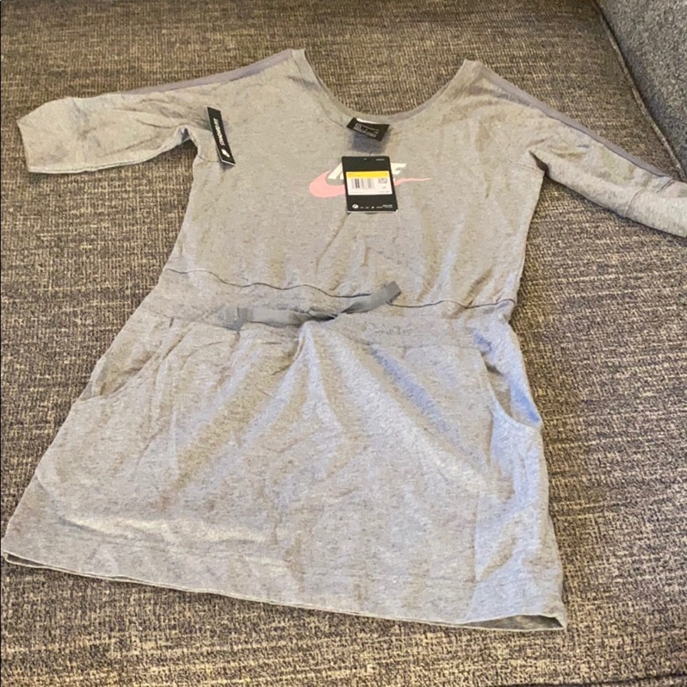 Girls Nike Dress NWT size Small